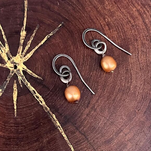 Silpada Copper Pearl Earrings in Sterling silver jewelry W1431 Retired - Picture 10 of 10